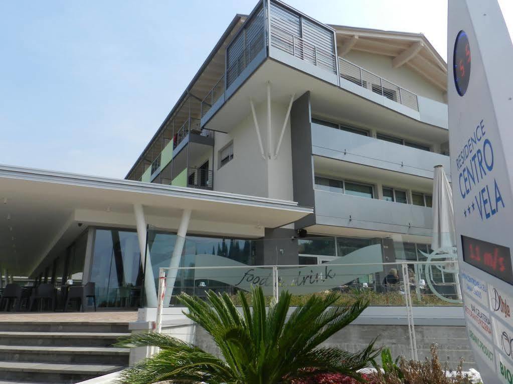 Residence Centro Vela Riva del Garda Luaran gambar