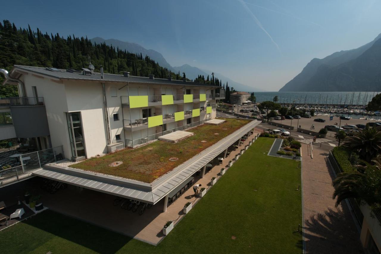 Residence Centro Vela Riva del Garda Luaran gambar