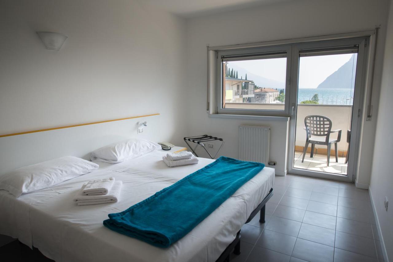 Residence Centro Vela Riva del Garda Luaran gambar