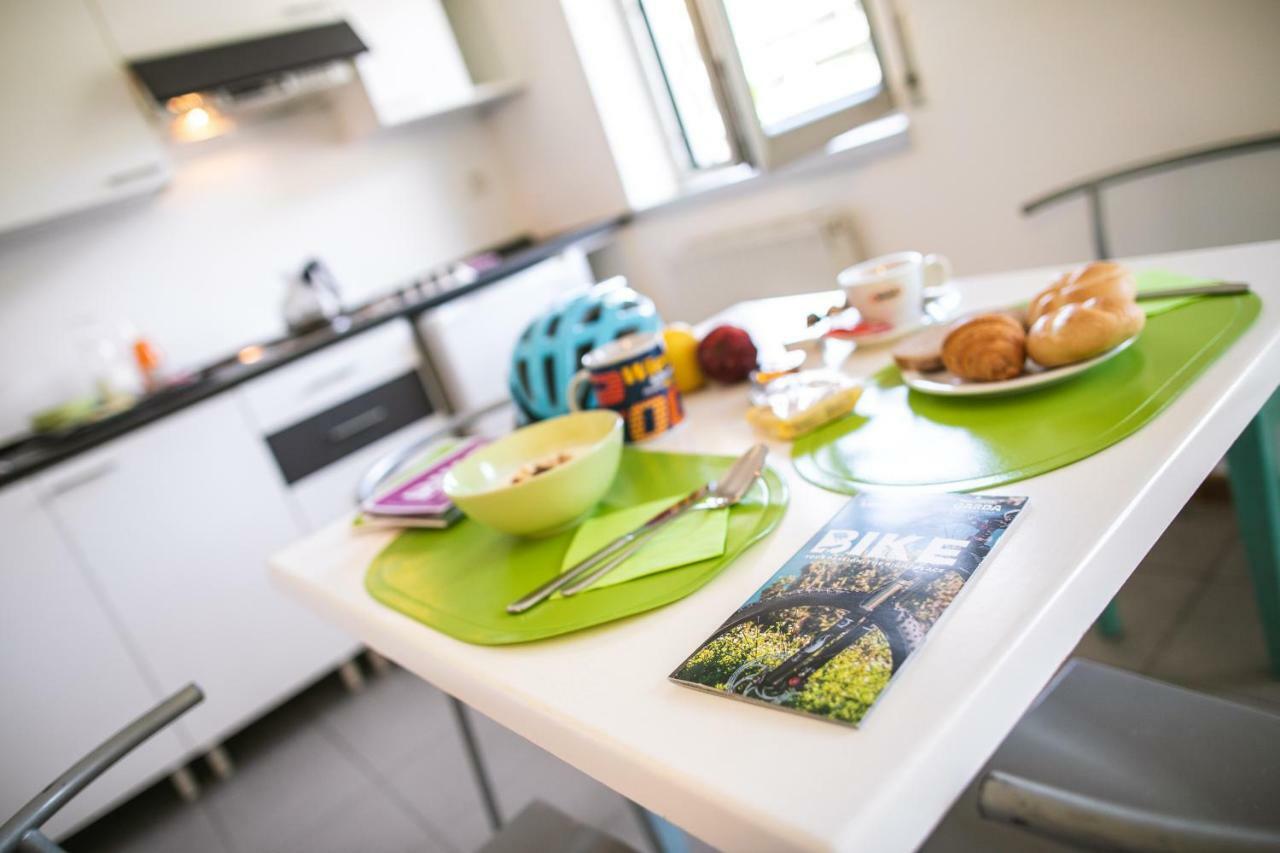 Residence Centro Vela Riva del Garda Luaran gambar