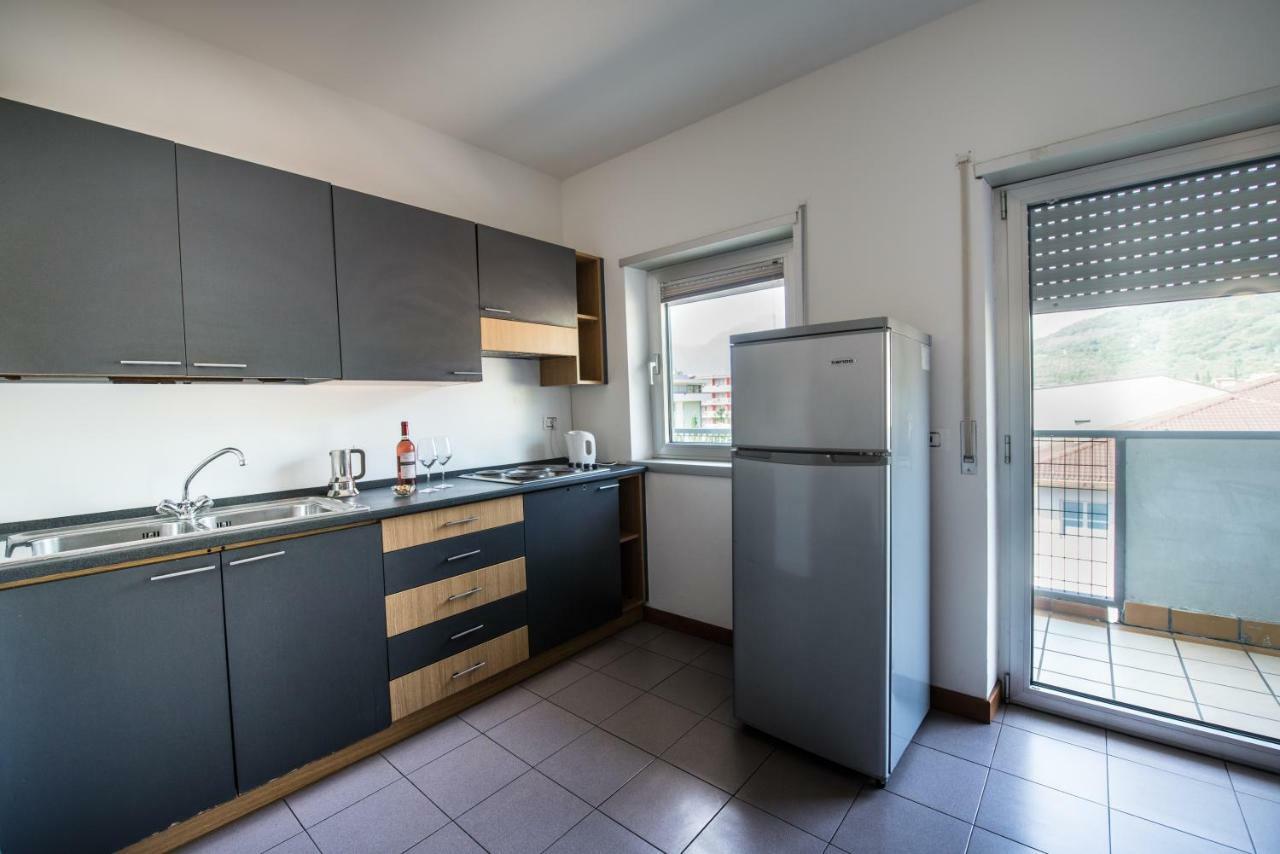 Residence Centro Vela Riva del Garda Luaran gambar
